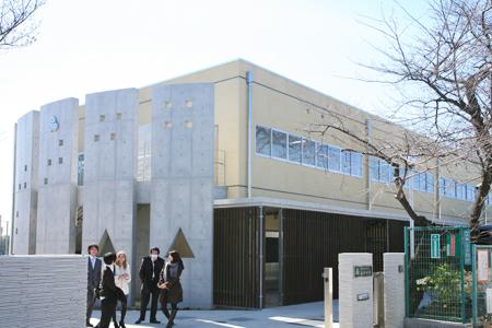 Junior high school. 1865m to Setagaya Tatsukinuta junior high school