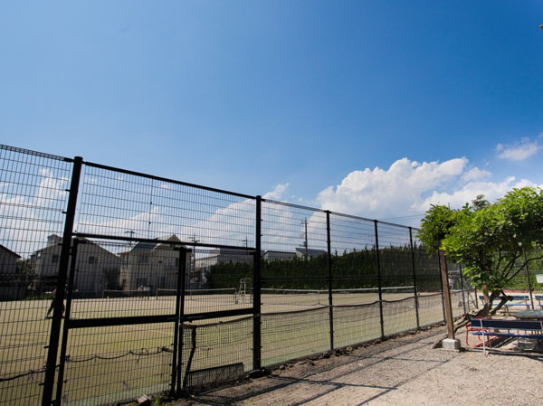 Surrounding environment. Higashinogawa citizen tennis court (about 370m / A 5-minute walk)