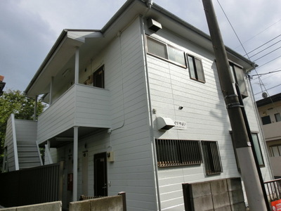 Building appearance. A quiet residential area ・ Apartment of the two-story wooden