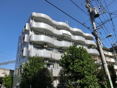 Building appearance. Reinforced Concrete ・ Mansion of the five-story is