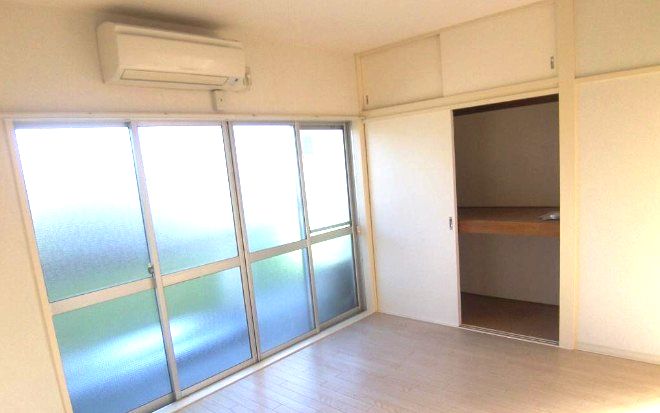 Living and room