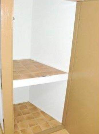 Receipt. ☆ Storage rooms ☆