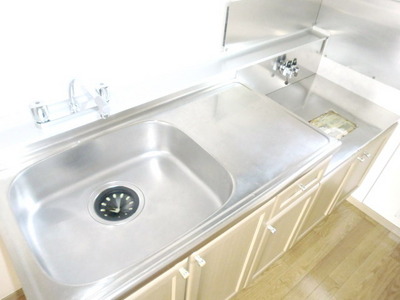 Kitchen. You can install the gas stove 2-neck