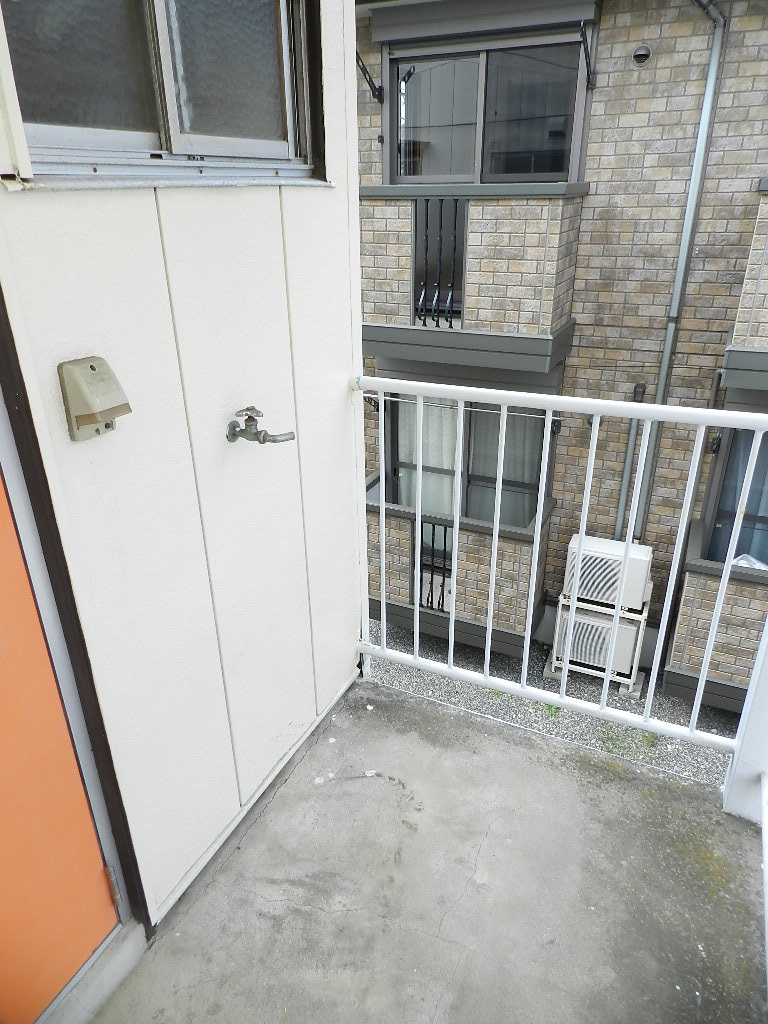 Other room space. Laundry Area