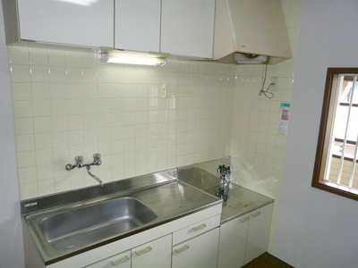Kitchen. 2-neck is a gas stove can be installed kitchen