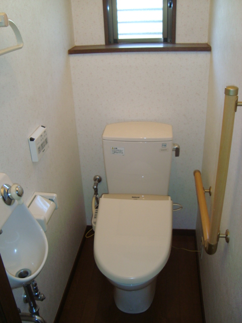 Toilet. Hand wash counter ・ With Washlet