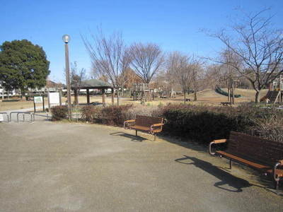 park. 240m to Maehara park (park)