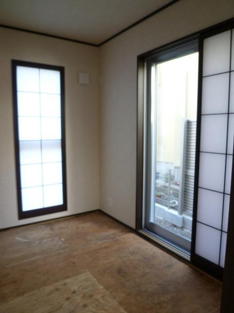 Non-living room. 6 Building: Japanese-style room