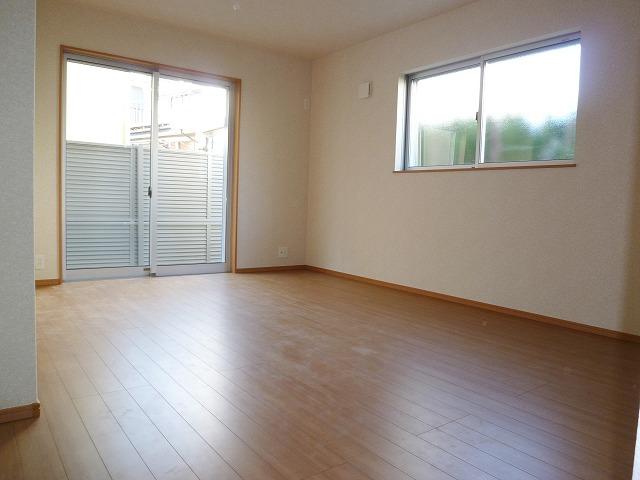 Living. 6 Building: from LDK kitchen side