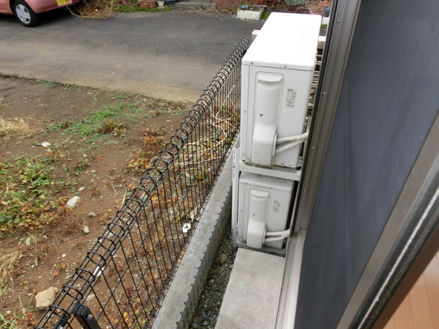 Balcony. Laundry outside is dry possible