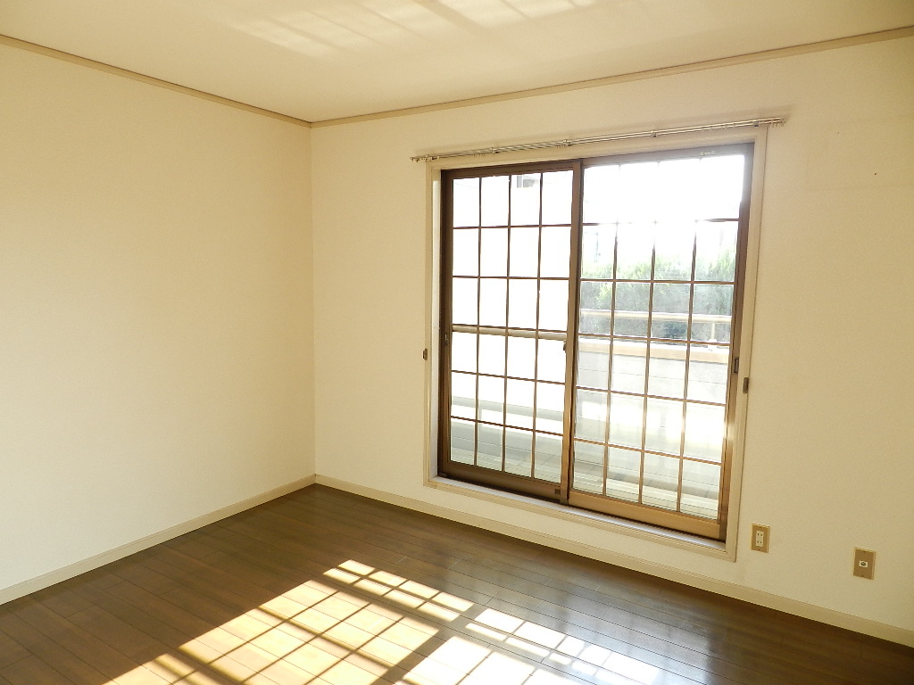 Other room space. Western-style 6 Pledge