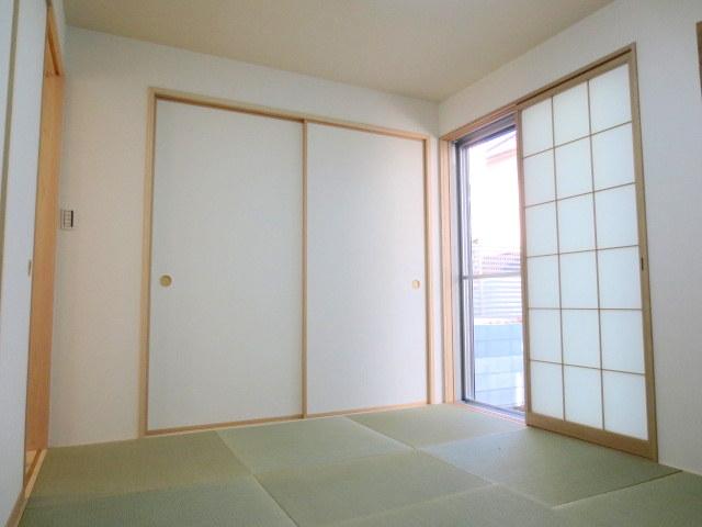 Non-living room. It can also be used Japanese-style room 6 quires as a drawing room.