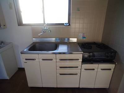 Kitchen. Two-burner stove can be installed kitchen ☆ It is economical in city gas use