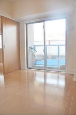 Other room space. Western-style (reference)