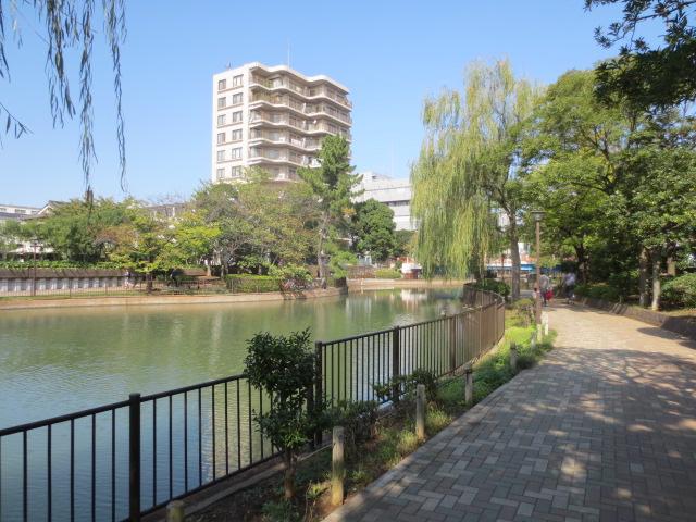 park. 45m to horizontal Jitsuken River Water Park