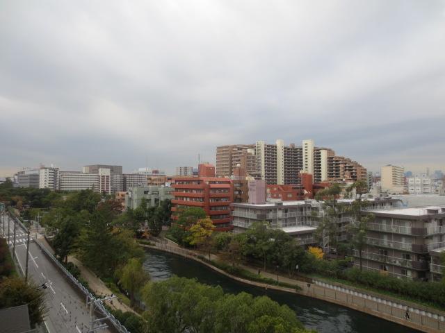 View photos from the dwelling unit. View from the west Western-style (11 May 2013) Shooting