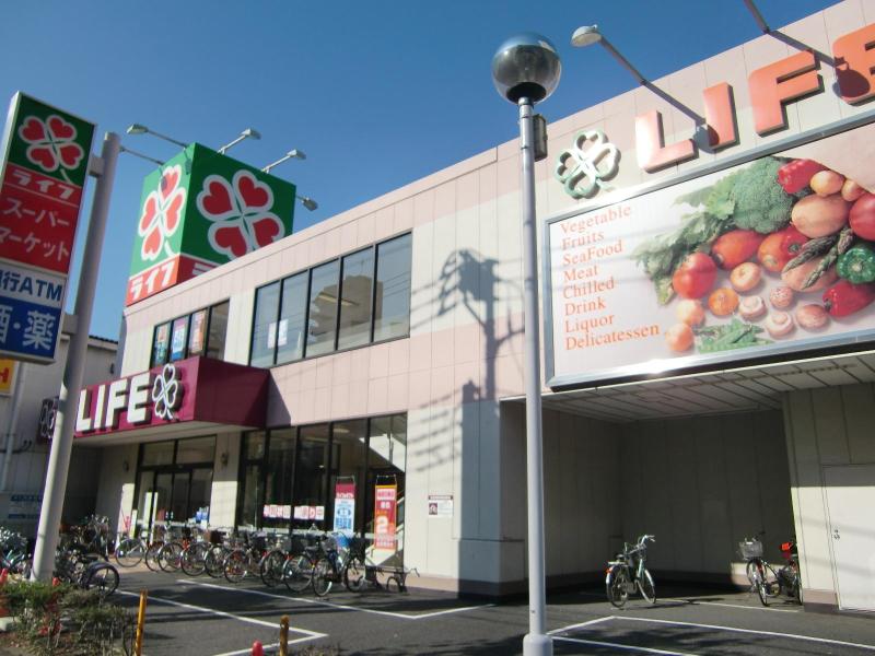 Supermarket. 507m up to life Kameido store (Super)