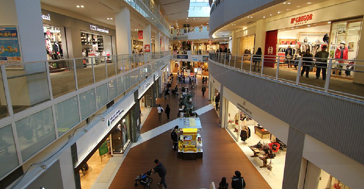 Shopping centre. 457m to Urban Dock LaLaport TOYOSU (shopping center)
