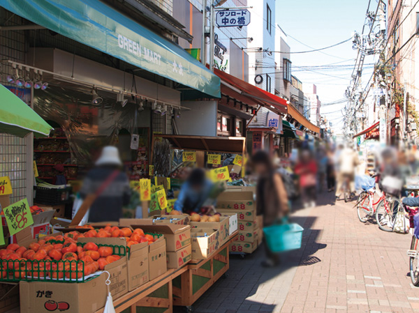 Surrounding environment. Bridge in San load (WT about 260m ・ A 4-minute walk, ET about 250m ・ A 4-minute walk) is contiguous about 100 shops along the street about 300m Continued, Us at any time greeted with a friendly atmosphere. 3:00PM ~ 8:00 PM becomes a pedestrian paradise, You can shop slowly wander.