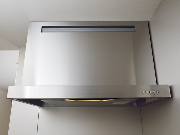 Kitchen.  [Filter-less range hood] Simple and slim design to produce a modern impression in the kitchen. Cleaning is a filter-less structure that eliminates the cumbersome filter, Easy to clean.