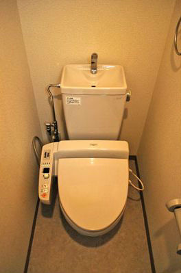 Toilet. If ribs Max brokerage rent half a month