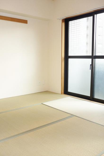 Other. There is also Japanese-style room that can be used for multi-purpose