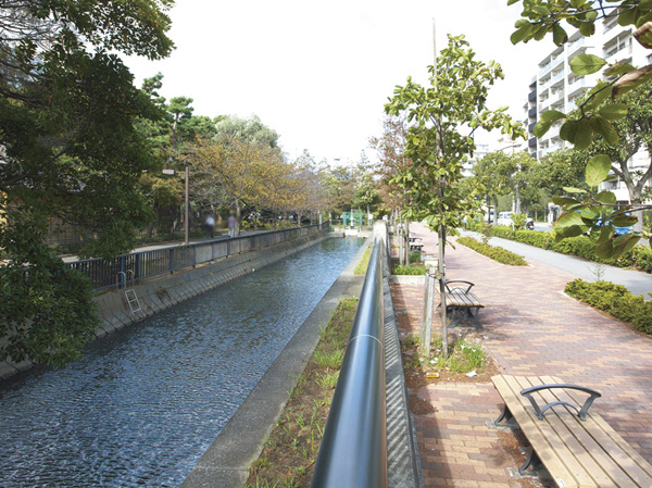 Surrounding environment. Sendai Horikawa Park (a 12-minute walk, About 920m)