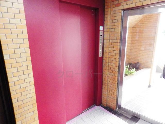 Other common areas. Elevator