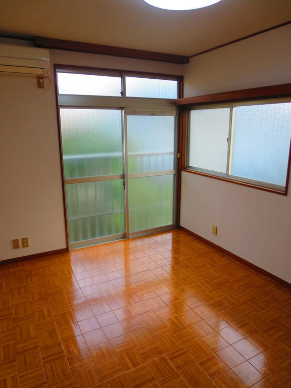 Living and room