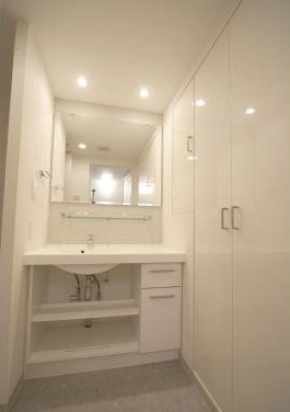 Washroom. Washroom