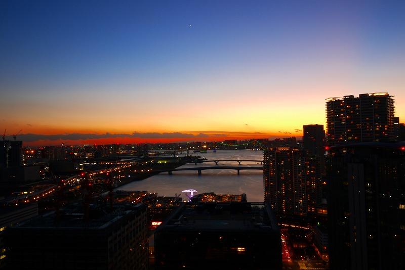 View photos from the dwelling unit. Dusk of view. Empty gradient is fantastic.