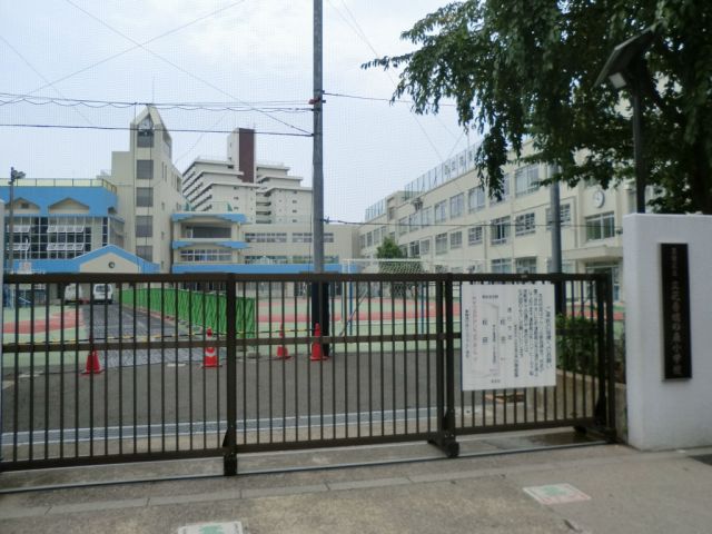 Primary school. Municipal Tachibana Ware嬬 Forest elementary school (elementary school) up to 610m