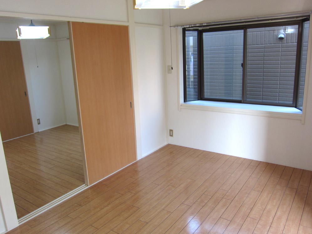 Living and room. Western-style (6.6 tatami mats)