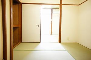 Other room space. ☆ Japanese-style room 3 quires ☆