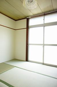 Living and room. ☆ Japanese-style room 6 quires ☆