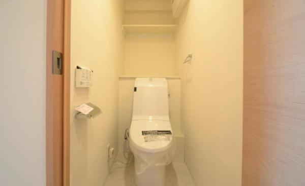 Toilet