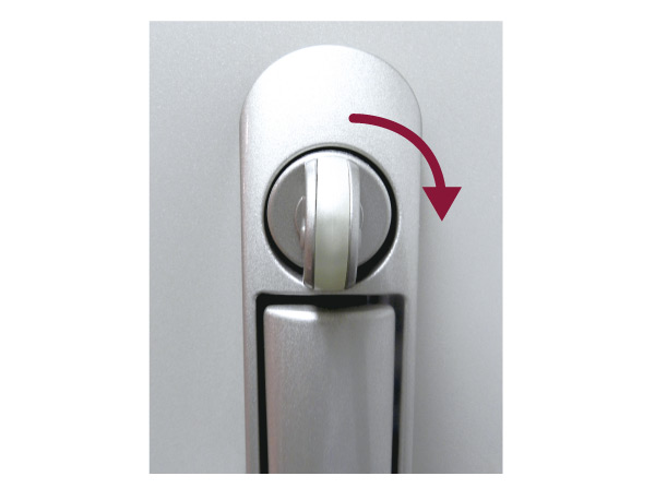Security.  [Crime prevention type thumb turn] Crime prevention type thumb turn is, The modus operandi of the thumb once, It has become the unlocking difficult mechanism. (Same specifications)