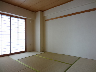 Living and room. It is a photograph of another room of the same floor plan. For your reference ・  ・  ・