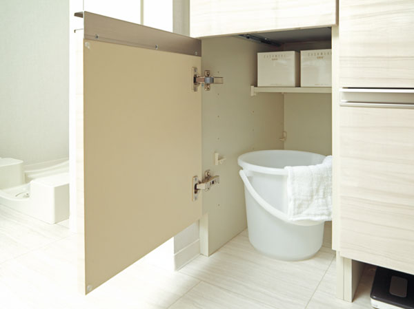 Bathing-wash room.  [Open cabinet] Open cabinet without bottom plate, You can put such as detergents and equipment.