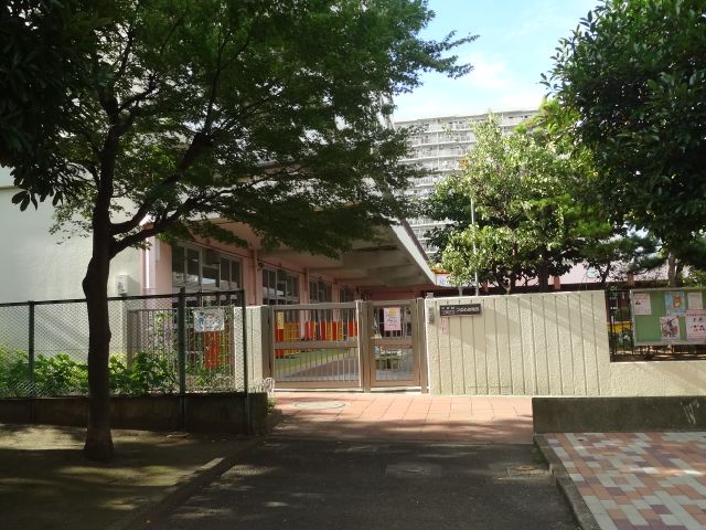 kindergarten ・ Nursery. Swallow kindergarten (kindergarten ・ 190m to the nursery)