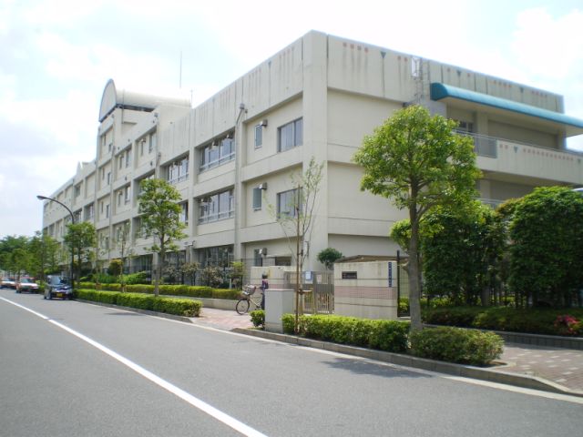 Primary school. Municipal third Oshima to elementary school (elementary school) 190m