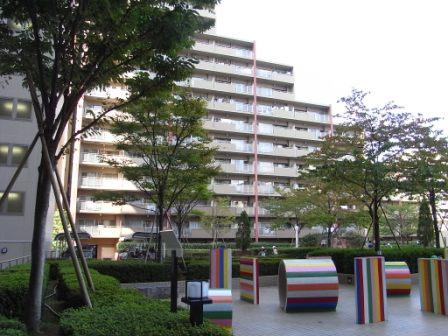 Other common areas. Courtyard with a rich planting