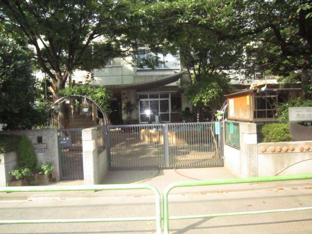 kindergarten ・ Nursery. Month Kage kindergarten (kindergarten ・ 260m to the nursery)