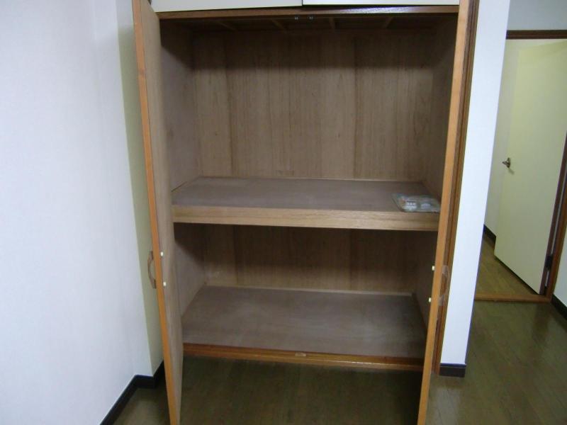 Receipt. Armoire