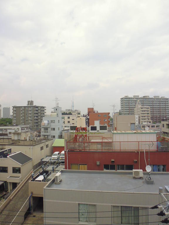 Bath. Sky tree is visible from the bathroom window