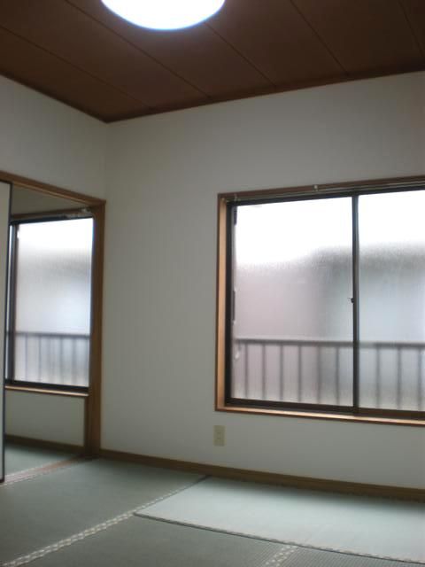 Living and room. Japanese-style room 2 rooms