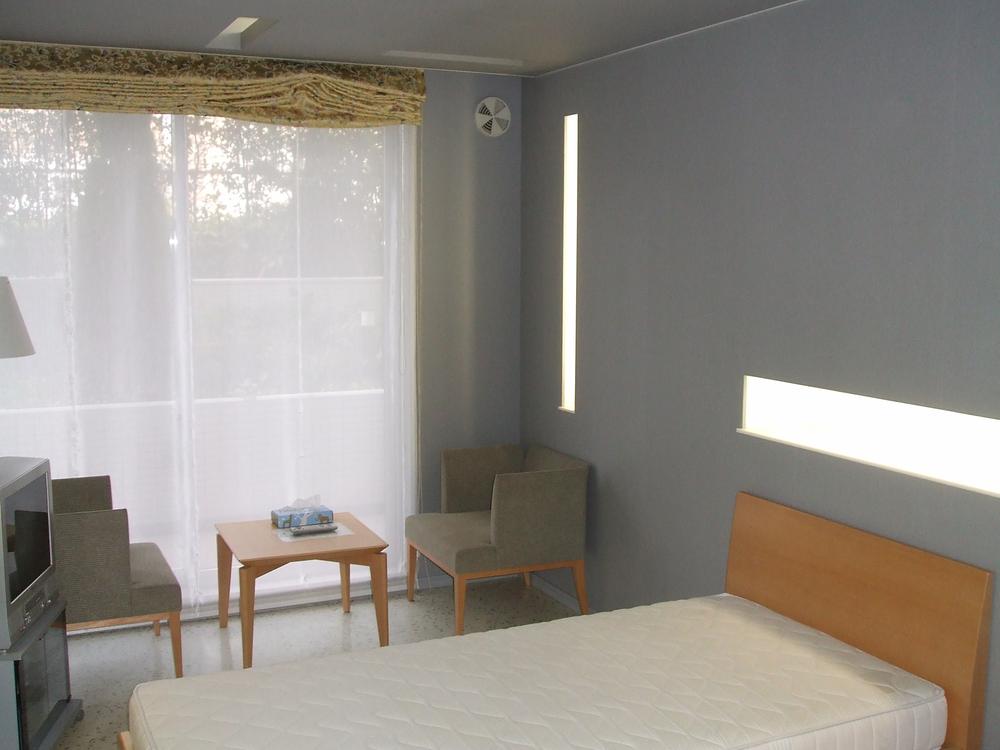 Other common areas.  ■ Guest room of Western-style type. Rates by appointment is 2000 yen per night.