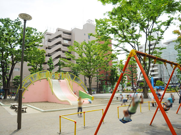 Surrounding environment. Toyo park (about 820m, 11-minute walk)