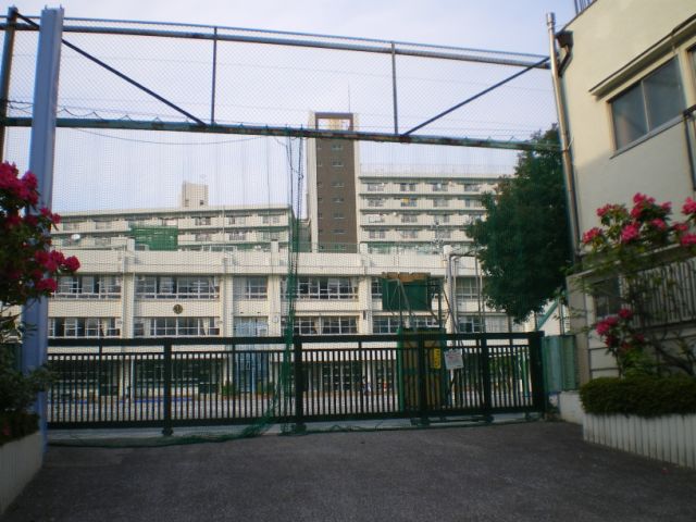 Primary school. Municipal Asama Tategawa to elementary school (elementary school) 180m
