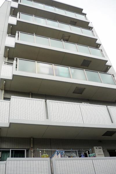 Local appearance photo. March 2009 is a modern apartment built